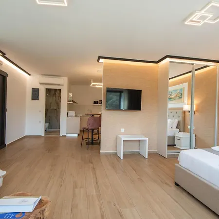 Lazar Lux - Ammoudara Aparthotel